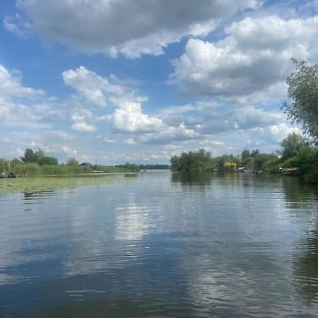 La Mare Houseboat Otel Nederhorst den Berg Dış mekan fotoğraf