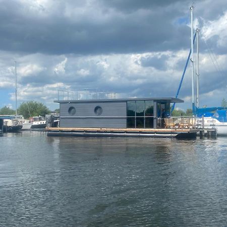 La Mare Houseboat Otel Nederhorst den Berg Dış mekan fotoğraf