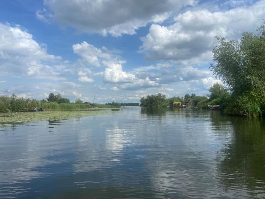 La Mare Houseboat Otel Nederhorst den Berg Dış mekan fotoğraf